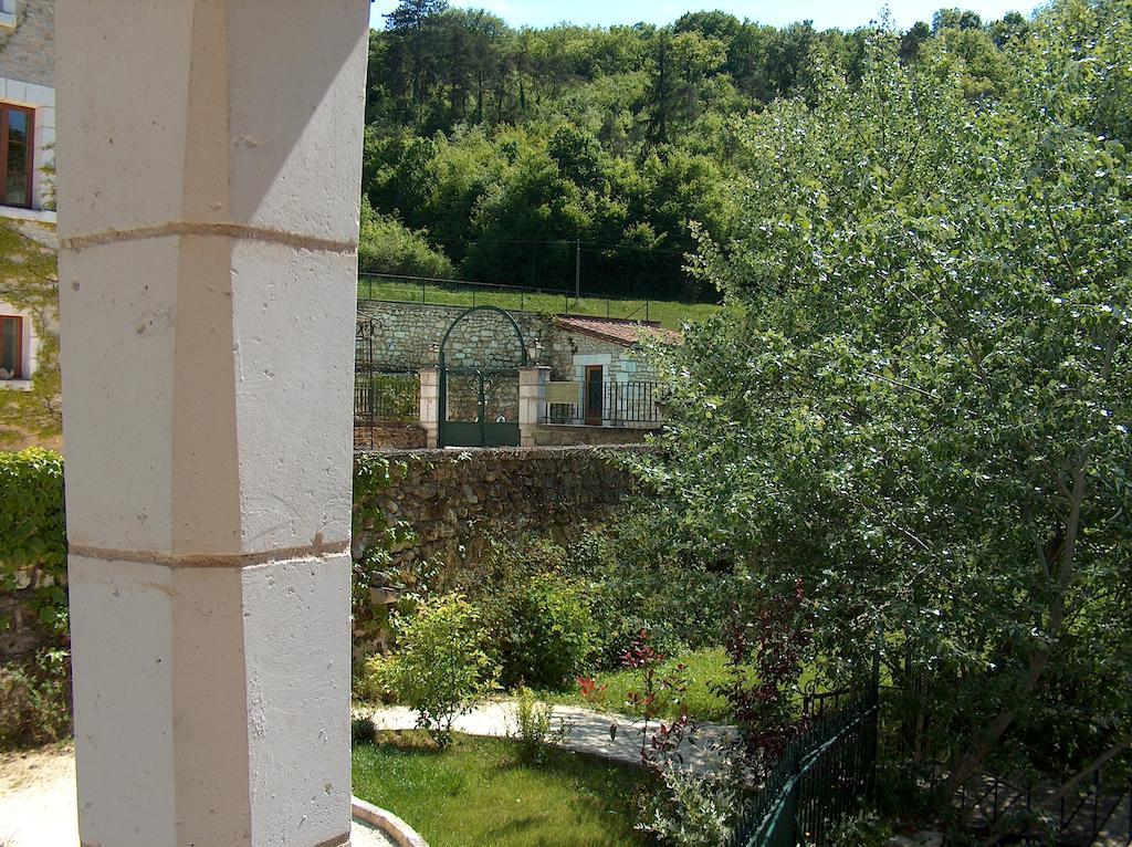 Moulin De Vigonac Hotel Valeuil Kültér fotó